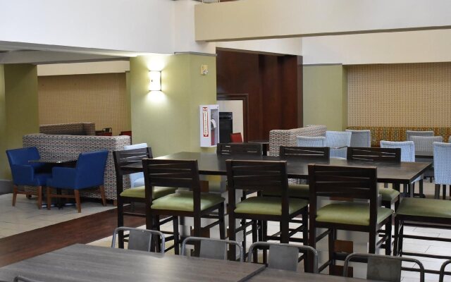 Holiday Inn Express Cleveland Downtown by IHG