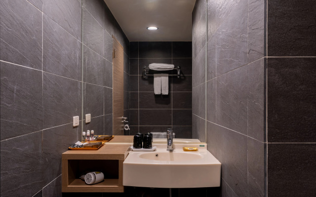 Guide Hotel Taipei Chongqing