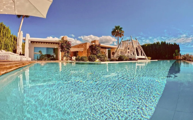 Holiday Home With Pool Area