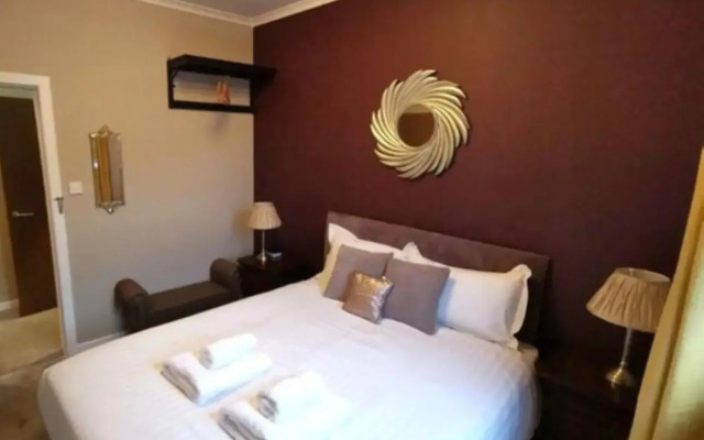 Friars Wynd Hotel