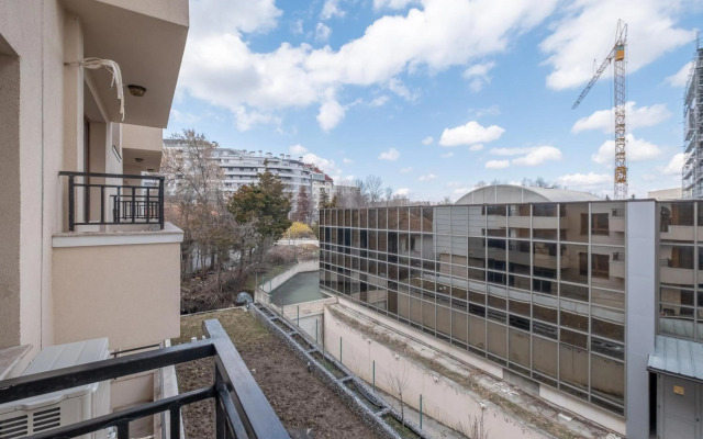 Sunny Dream Apartments