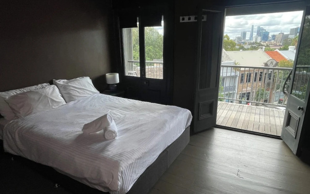 Glengarry Castle Hotel