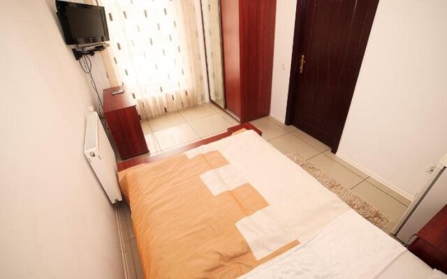 Truskavets Central Jam Mini Hotel