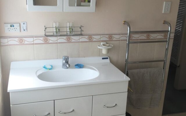 Cockle Bay Bed and Breakfast