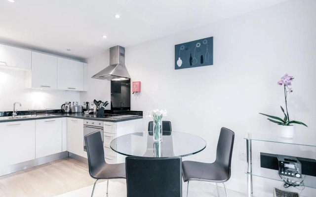 Roomspace Serviced Apartments - Capitol Square