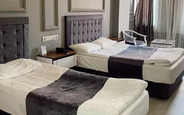 Şenler Otel