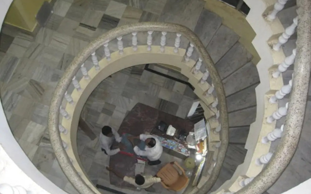 Hotel Arya Palace