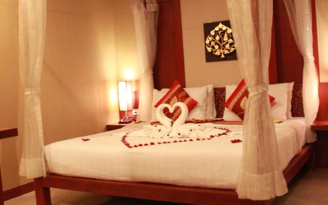 Patong Hemingway's Hotel