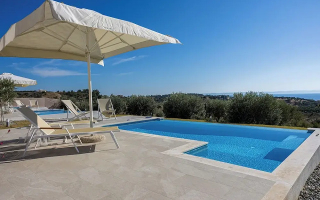 Nikiti Dream Villas