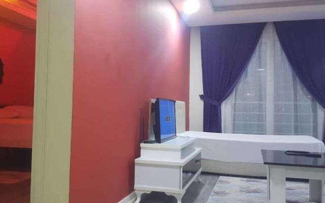 Hera Club Residence