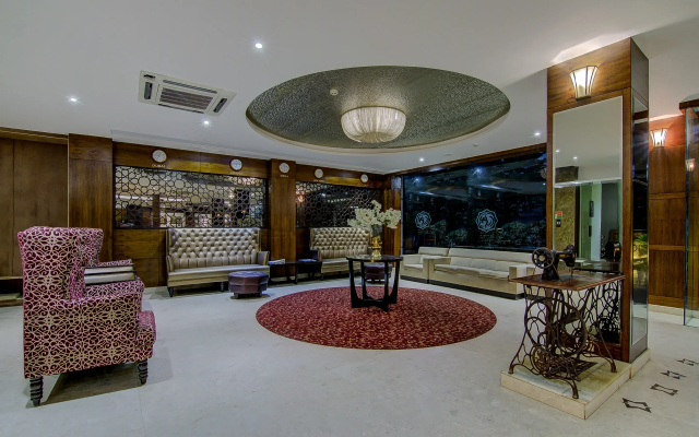 Chris Hotel Whitefield – Lobby – Bangalore