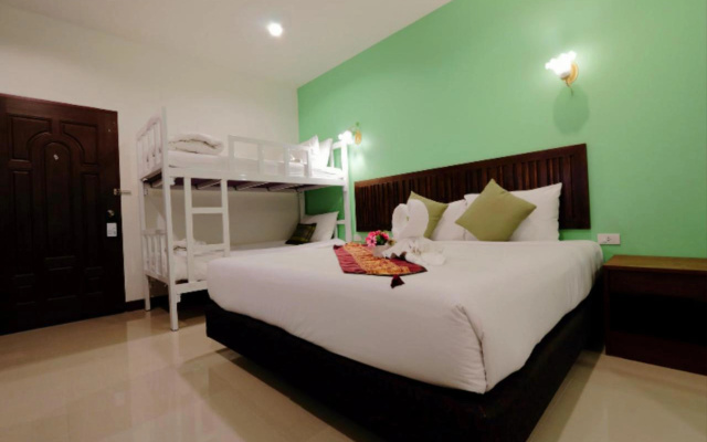 BS Airport at Phuket – Guest Rooms – Phuket Town