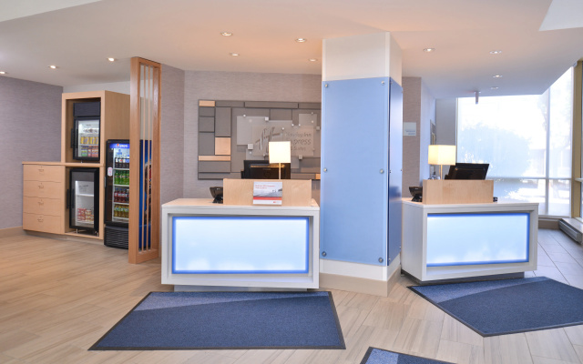 Holiday Inn Express & Suites Buffalo Downtown - Medical CTR by IHG