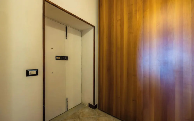 Stairway to the Vista Flat