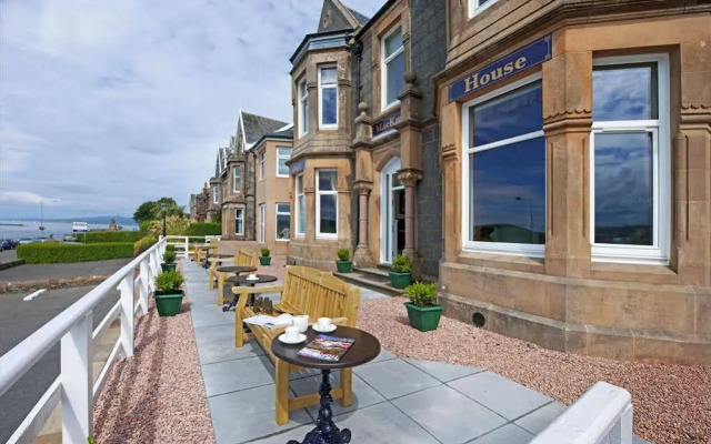 Mackays Guest House