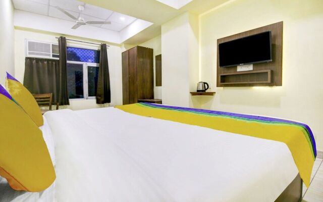 Itsy Hotels Oasis Inn
