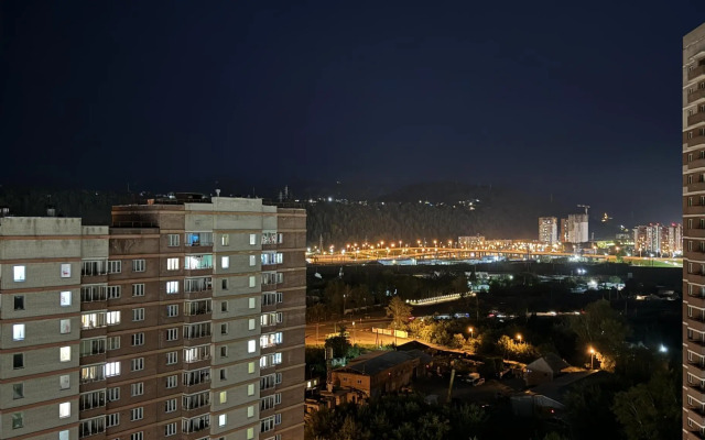 Апартаменты на Судостроительной 27в