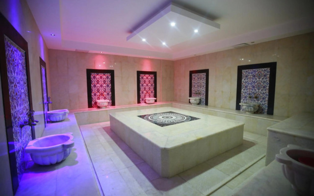 Almera Park Apart Hotel