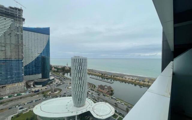 Leo Group Luxury Apartment 2426 Alliance Palace