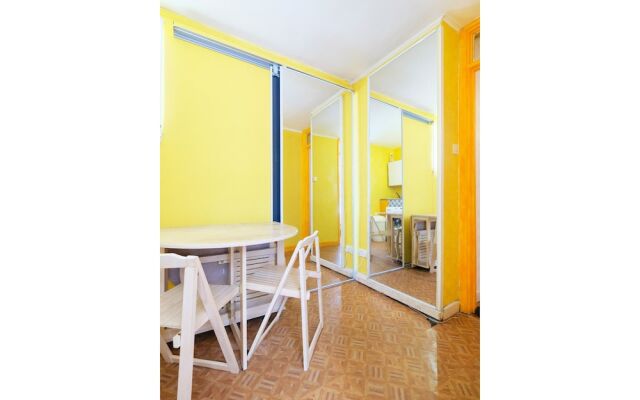 A Cosy two Bedroom Apartment, Sleeps 3