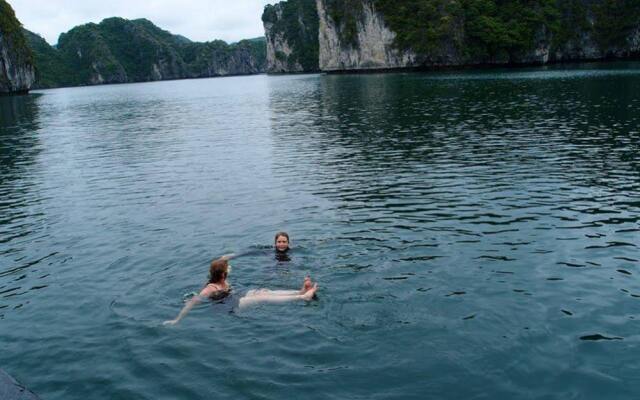 Halong Glory Cruise