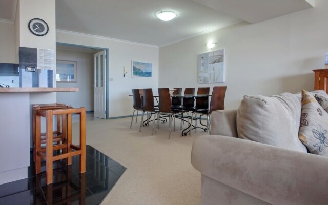 Le Vogue, Unit 12, 16 Magnus Street