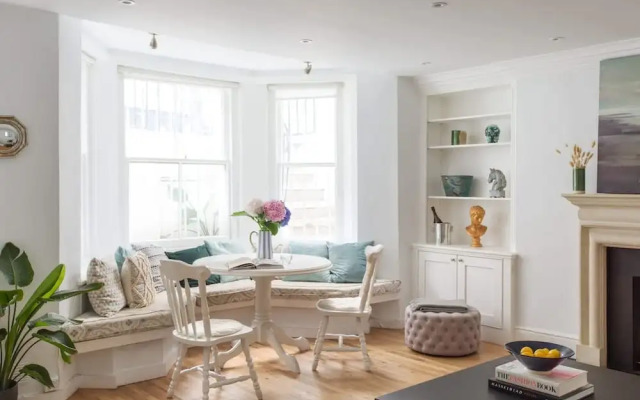 Notting Hill Holland Park 2 Bed
