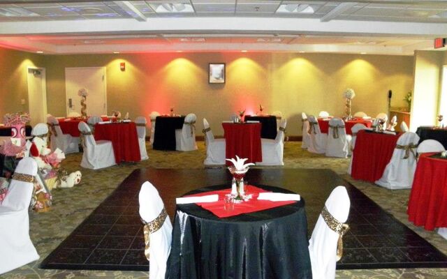 Holiday Inn Hotel & Suites Beckley by IHG