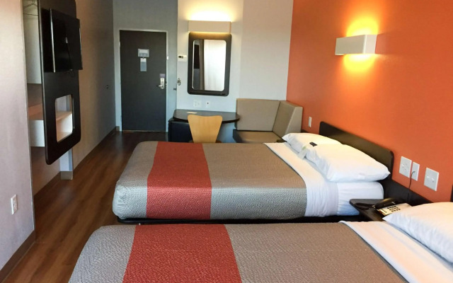 Motel 6 Midland, TX