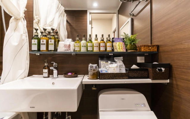 Hotel Petit Bali Garden Shin Okubo - Shinjuku Sta 10min walk -