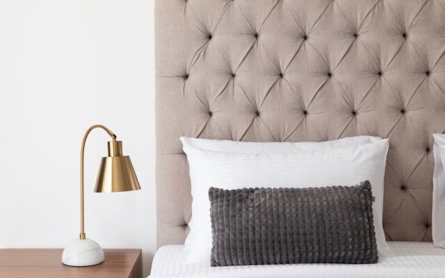 Trendy & Capacious 1BR Apartment in The Palm