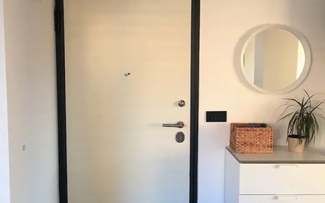 Rok's Mini Penthouse