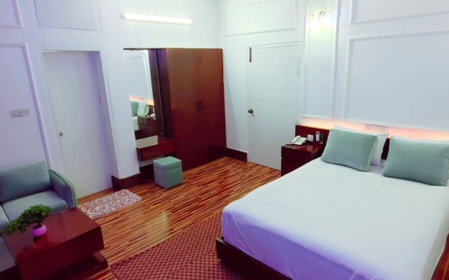 Rezala Restaurant Catering & Residence