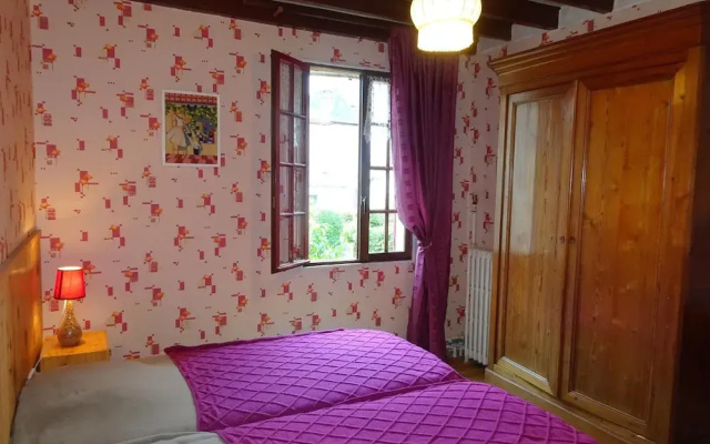 Holiday Home in Etretat Near Beach & Cliffs