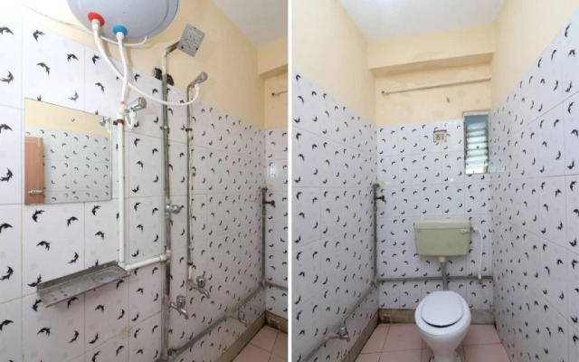 OYO 14232 Behala Guest House
