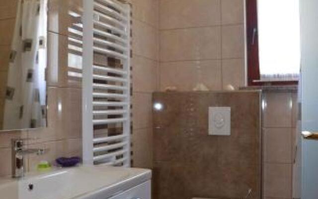 Holiday home in Tinjan/Istrien 10008