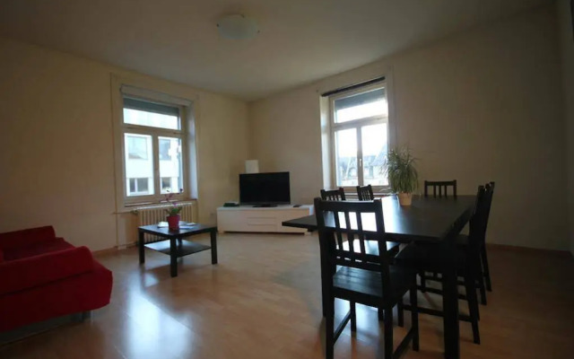 ZH Seefeld - Hitrental Apartment