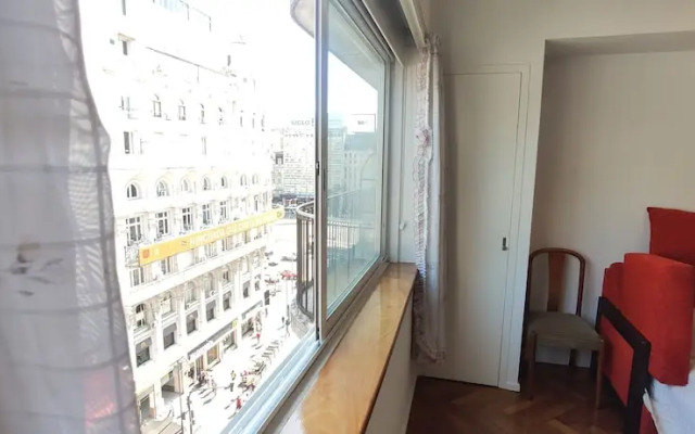 Spacious Studio Near Obelisk Comfort and Style No01