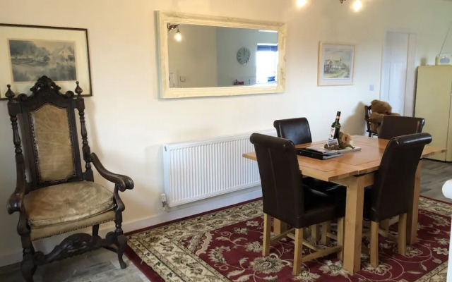 Entire Cosy Home From Home Country Retreat