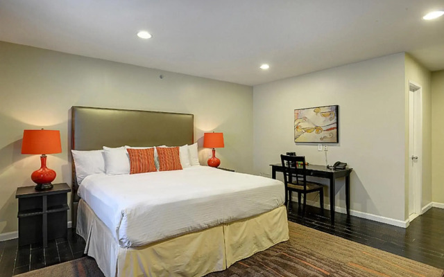Shelter Hotel