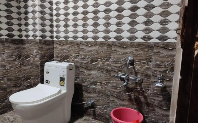 Hotel Silver Inn Srinagar