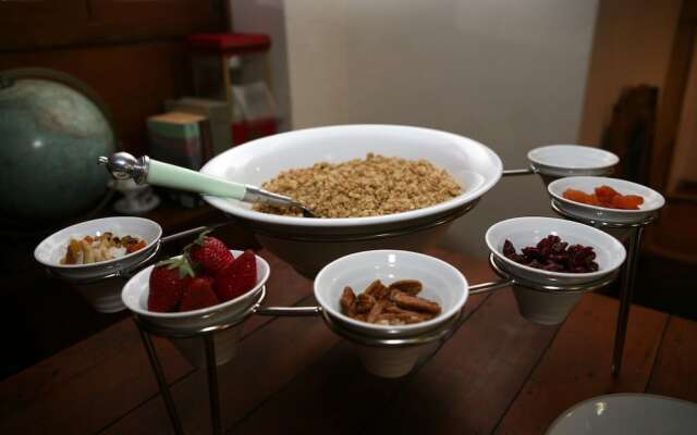 3Atmarion Guesthouse