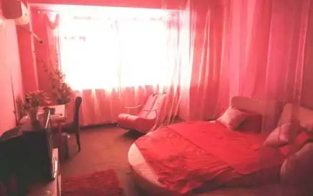 Tangtang Theme Apartment Holiday Hotel
