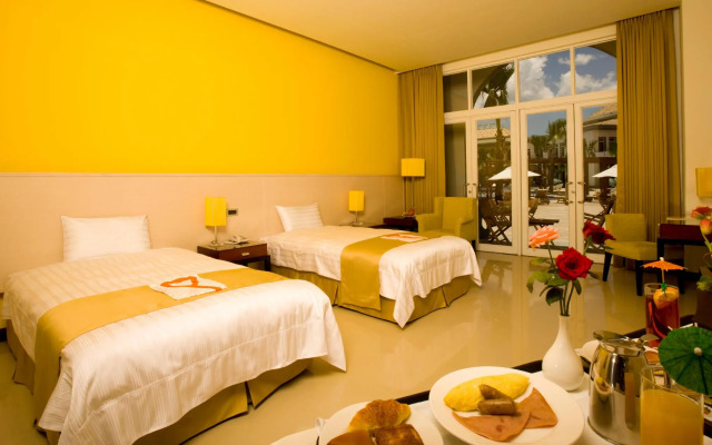 Papago International Resort