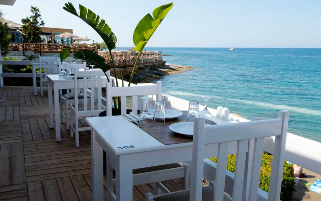 Elmi Suites Beach Hotel - All Inclusive