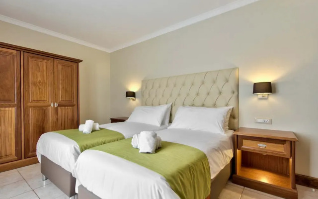 Villa Hibiscus 3 Bedroom Villa With Private Pool