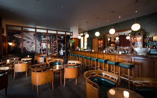 Lindner Hotel Frankfurt Main Plaza, part of JdV by Hyatt