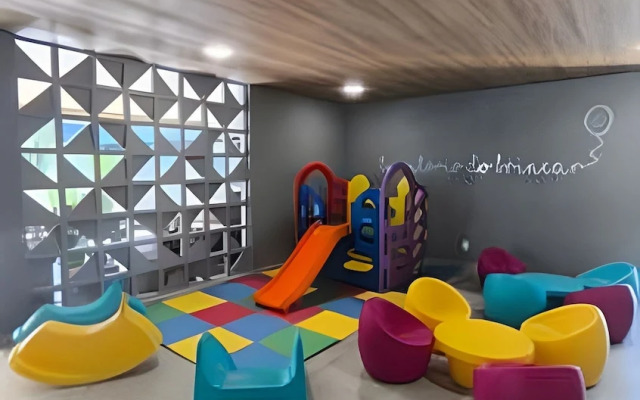 Studio Design 3 - Lions