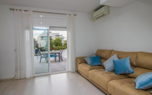 Empurialola Casa Empuries C2