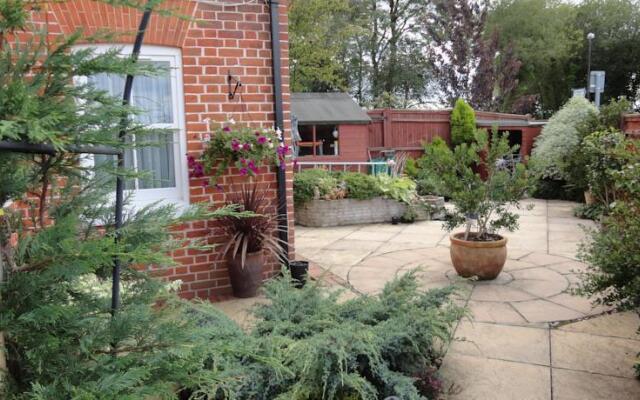 Tudor Rose Bed And Breakfast